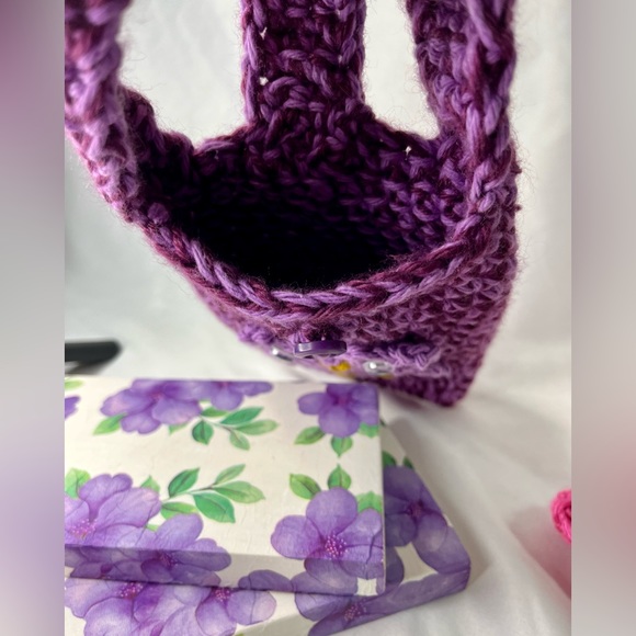 Handmade Crocheted Owl Wristlet - Picture 6 of 6